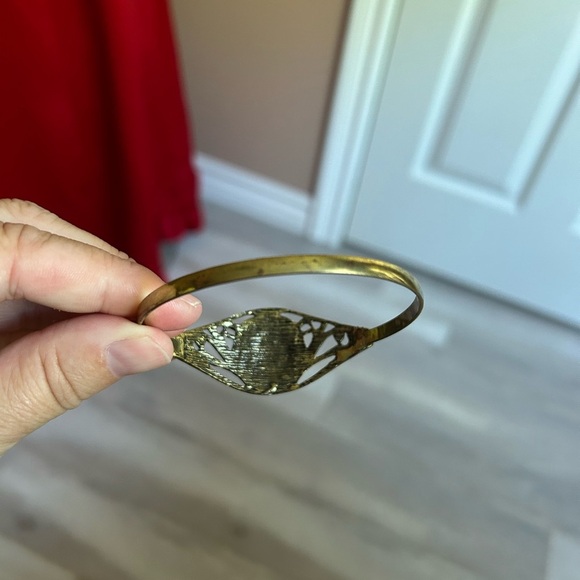 4/$100 Gold and orange Women's brass Bracelet 7.5 inches 🧡 - Picture 5 of 6